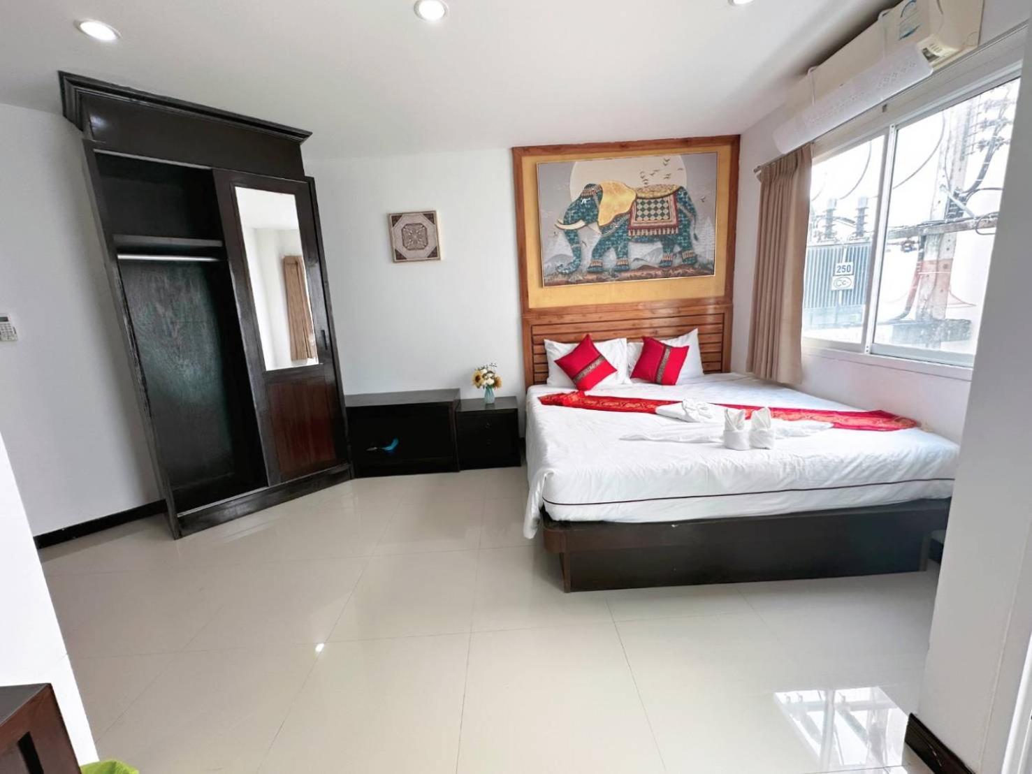 Abby'S House Hotel Patong Экстерьер фото