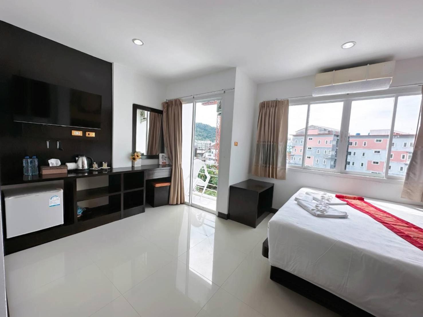 Abby'S House Hotel Patong Экстерьер фото