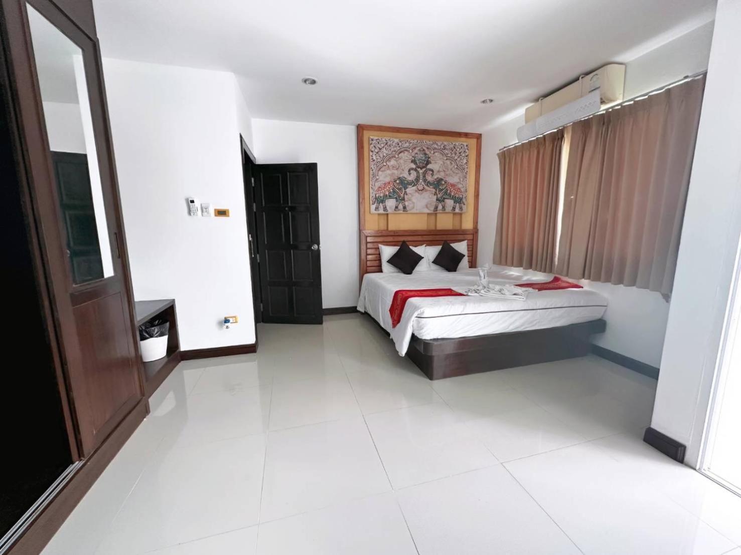 Abby'S House Hotel Patong Экстерьер фото