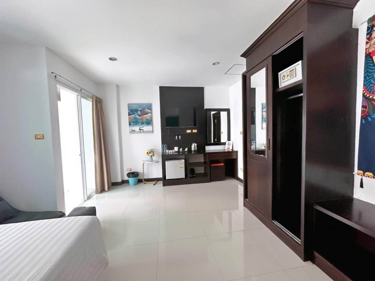 Abby'S House Hotel Patong Экстерьер фото